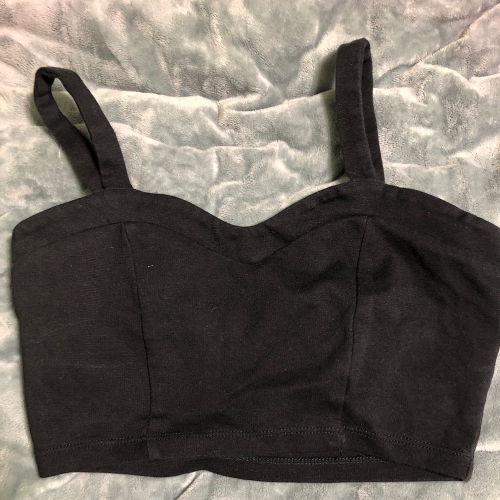 Black Sweetheart Crop Top
